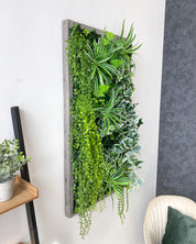 Plant Frame „Bogotá“ - Tropisches Pflanzenbild mit üppigem Grün