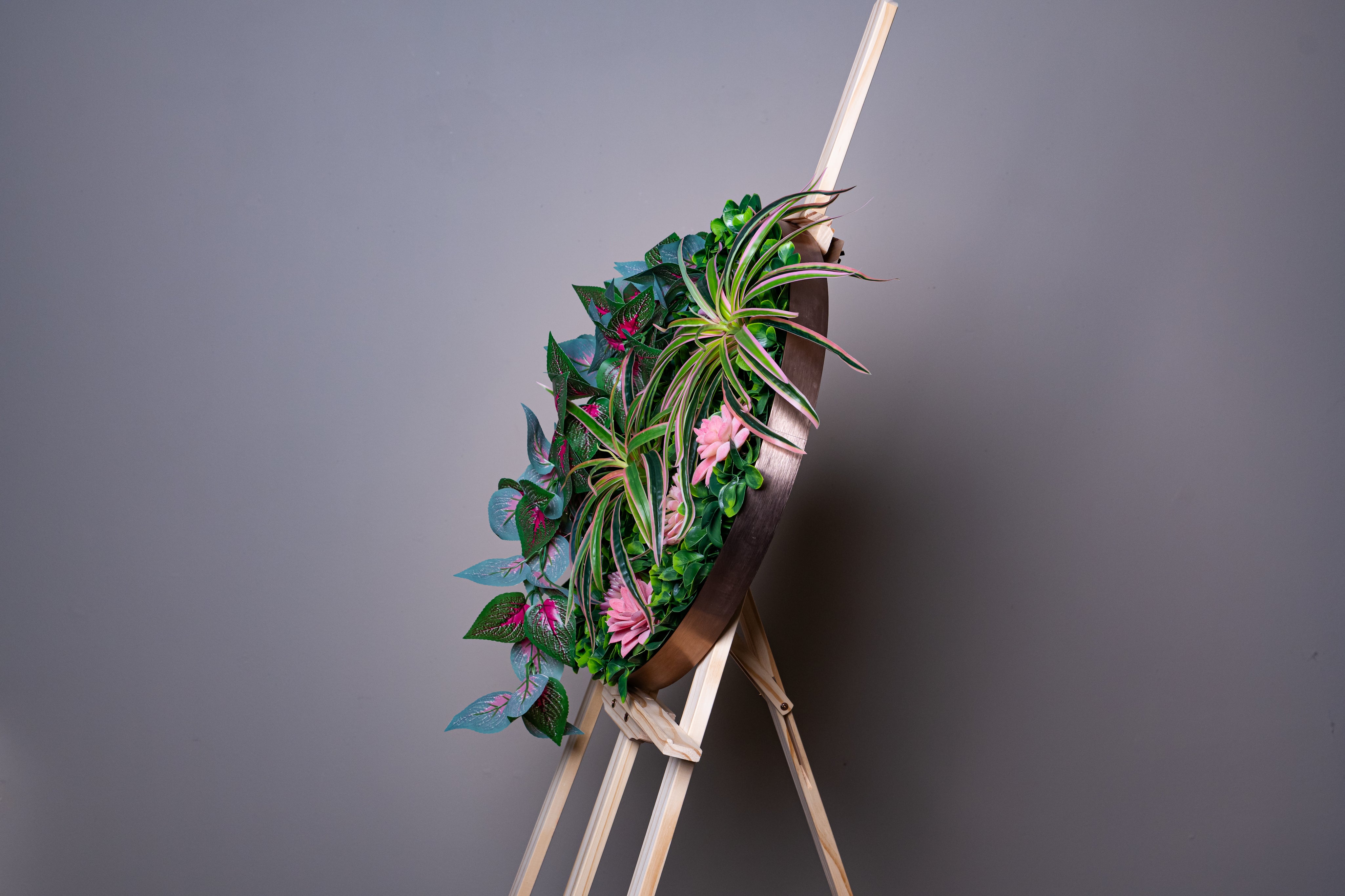 Plant Frame „Ophelia“ - Rundes Pflanzenbild im modernen Kupferrahmen